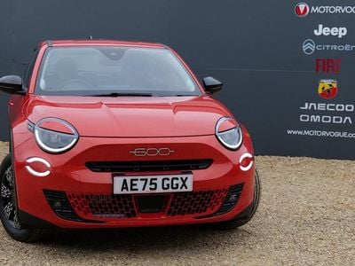 New Fiat 600 136 HP (100 kW) 2025 Orange Hatchback