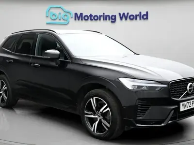 Usado Volvo XC60 Plus 340 HP (250 kW) 2021 Preto SUV