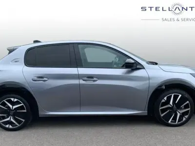 Second-hand Peugeot 208 GT 99 CP (72 kW) 2025 Gri Hatchback