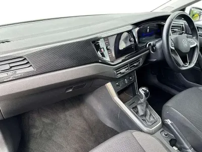 Used VW Polo Life 80 HP (58 kW) 2023 White Hatchback