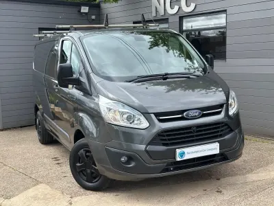 Usado Ford Transit Custom Trend 125 HP (91 kW) 2016 Cinzento Van