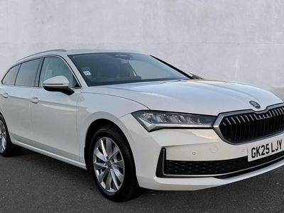Pure white Used 2025 Skoda Superb SE Technology | £24,590 (A bit pricey)