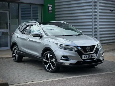Begagnad Nissan Qashqai S 2019 Silver SUV