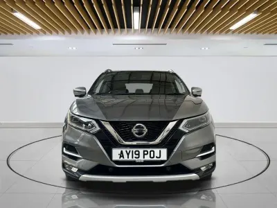 Begagnad Nissan Qashqai N-Motion 140 HK (102 kW) 2019 Grå SUV