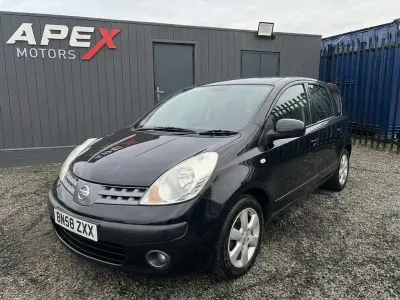 Begagnad Nissan Note Acenta 88 HK (64 kW) 2008 Svart Halvkombi