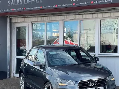 Begagnad Audi A1 Sportback S-Line 105 HK (77 kW) 2014 Grå Halvkombi