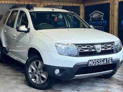 White Used 2016 Dacia Duster Lauréate SUV | £4,495 (Good price)