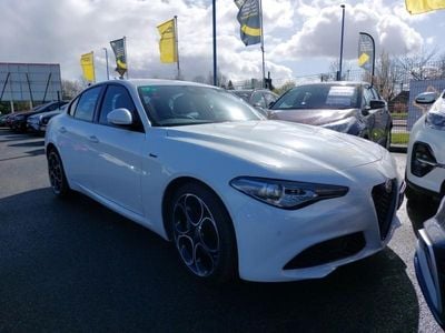 Used Alfa Romeo Giulia Sprint 201 HP (147 kW) 2021 White Sedan
