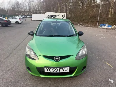 Used Mazda 2 2009 Green Hatchback