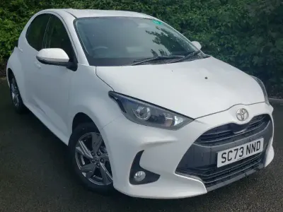 Used Toyota Yaris 116 HP (85 kW) 2024 White Hatchback