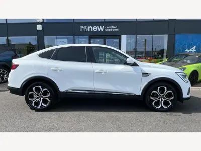 Gebraucht Renault Arkana Version S 142 PS (104 kW) 2022 Weiß SUV