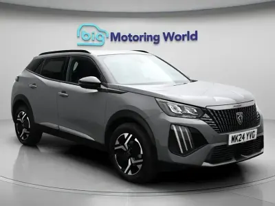 Używany Peugeot 2008 Allure 130 KM (95 kW) 2024 Szary SUV