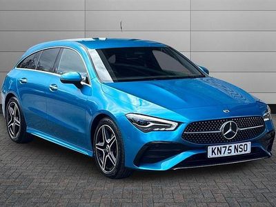 Begagnad Mercedes CLA180 Executive 136 HK (100 kW) 2025 Blå Sedan