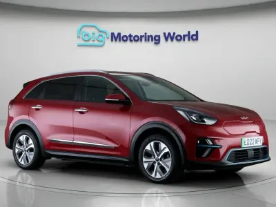 Used Kia e-Niro Plus 147 kW (201 HP) 2022 Red SUV
