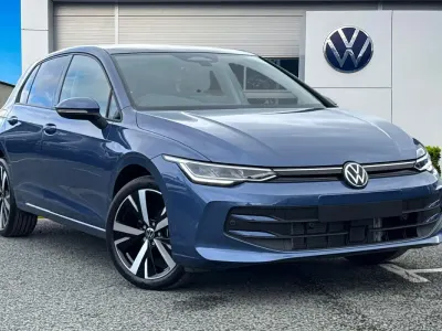 New VW Golf VIII Match 115 HP (84 kW) 2026 Blue Hatchback