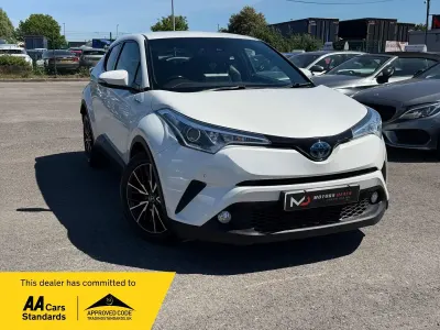Używany Toyota C-HR 122 KM (89 kW) 2019 Biały SUV