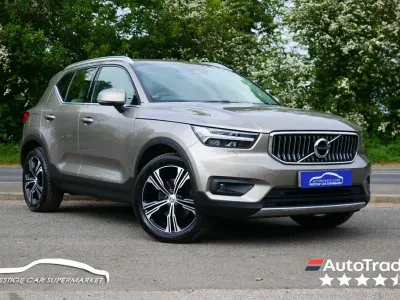 Usado Volvo XC40 Inscription 2022 Cinzento SUV