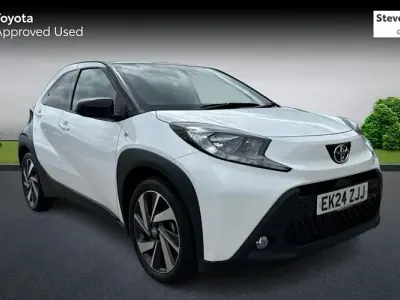Used Toyota Aygo X 72 HP (52 kW) 2024 White SUV