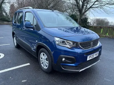 Used Peugeot Rifter Allure 131 HP (96 kW) 2020 Blue MPV