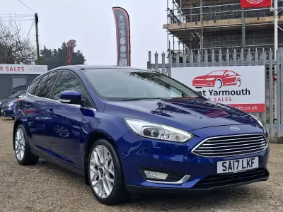 Used Ford Focus Titanium X 125 HP (91 kW) 2017 Blue Hatchback