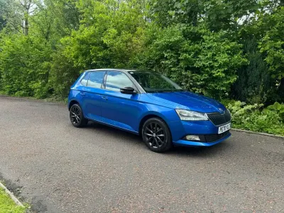 Usado Skoda Fabia Colour Edition 95 HP (69 kW) 2020 Azul Citadino