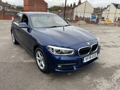 Usado BMW 116 2019 Azul Utilitario