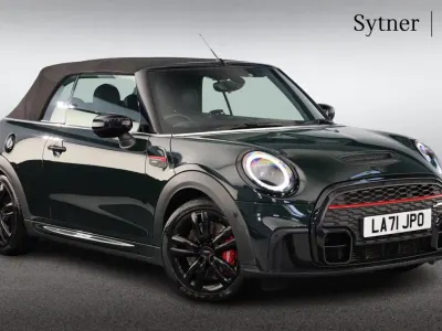 Used Mini John Cooper Works 228 HP (167 kW) 2021 Green Hatchback