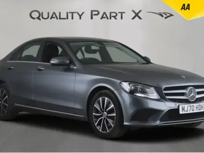 Usado Mercedes C220 SE 194 HP (142 kW) 2020 Cinzento Sedan