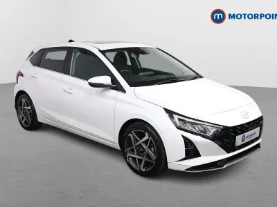 Used Hyundai i20 Ultimate 101 HP (74 kW) 2025 White Hatchback