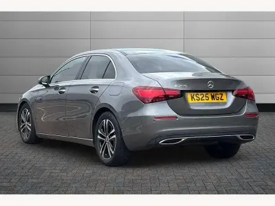 Begagnad Mercedes A200 Executive 161 HK (118 kW) 2025 Grå Sedan