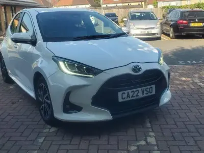 Used Toyota Yaris Design 2022 White Hatchback
