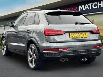 Usado Audi Q3 Black Edition 2018 Cinzento SUV