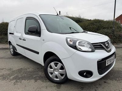 White Used 2019 Nissan NV250 Tekna Van | £8,495 (Fair price)