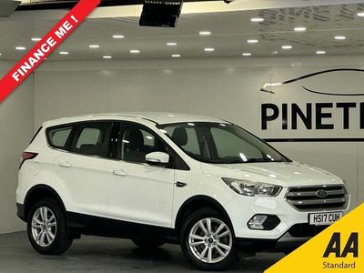 Used Ford Kuga Zetec 120 HP (88 kW) 2017 White SUV