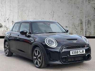 Used Mini Cooper S Exclusive 192 HP (141 kW) 2023 Black Hatchback