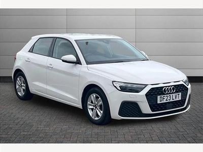 Used Audi A1 Design 95 HP (69 kW) 2023 White SUV