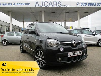 Used Renault Twingo Iconic 90 HP (66 kW) 2017 Black Hatchback
