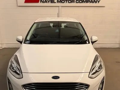 Usado Ford Fiesta Zetec 70 HP (51 kW) 2017 Branco Citadino