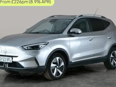 Usado MG ZS Trophy Connect 114 kW (156 HP) 2022 Prateado SUV