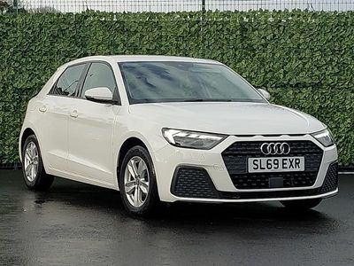 Used Audi A1 Design 95 HP (69 kW) 2020 White SUV