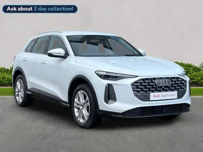 Nouă Audi Q5 Sport 204 CP (150 kW) 2025 Alb SUV