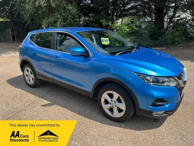 Used Nissan Qashqai Acenta Premium 2018 Blue SUV