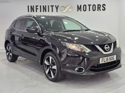 Używany Nissan Qashqai N-TEC 110 KM (80 kW) 2015 Czarny SUV