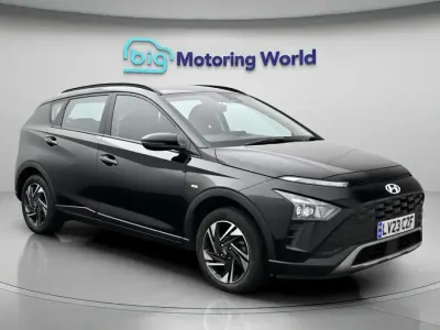 Używany Hyundai Bayon SE 101 KM (74 kW) 2023 Czarny SUV