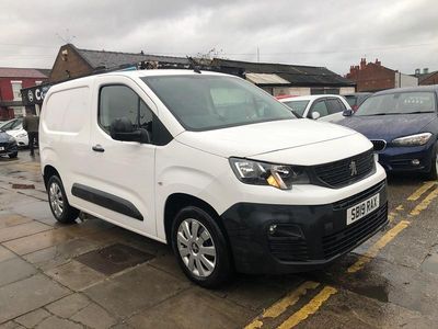 Used Peugeot Partner 2019 White MPV