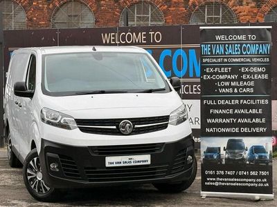 Used Vauxhall Vivaro S 100 HP (73 kW) 2022 White MPV