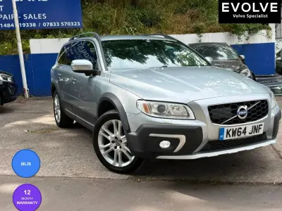 Used Volvo XC70 SE Lux 215 HP (158 kW) 2015 Silver Estate