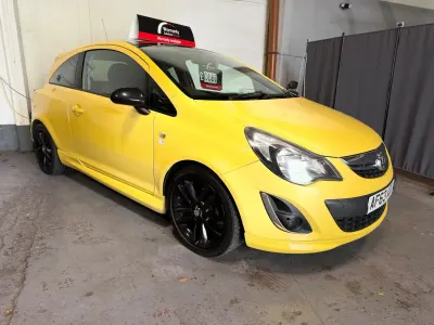 Usado Vauxhall Corsa Edition 2013 Amarelo Citadino