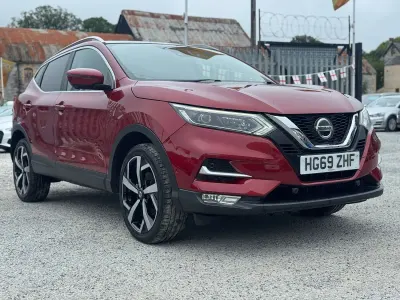 Used Nissan Qashqai Tekna 140 HP (102 kW) 2019 Red SUV
