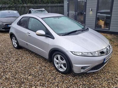 Silver Used 2009 Honda Civic SE Hatchback | £2,495 (Fair price)